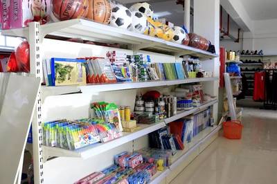 “愛心超市”打造和諧團場